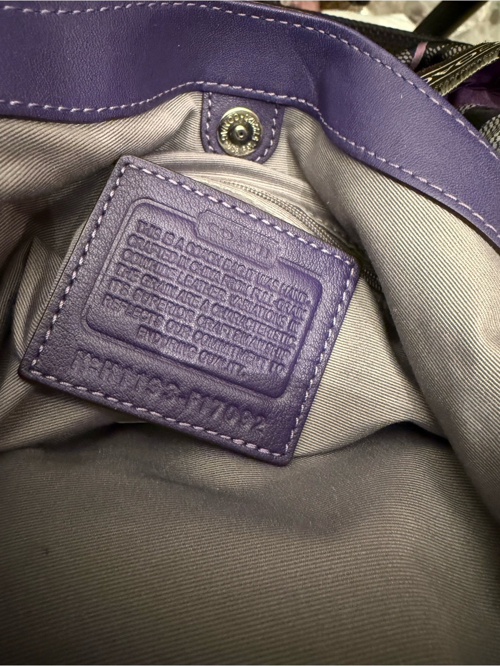 Authentic purse - Picture 2 of 4